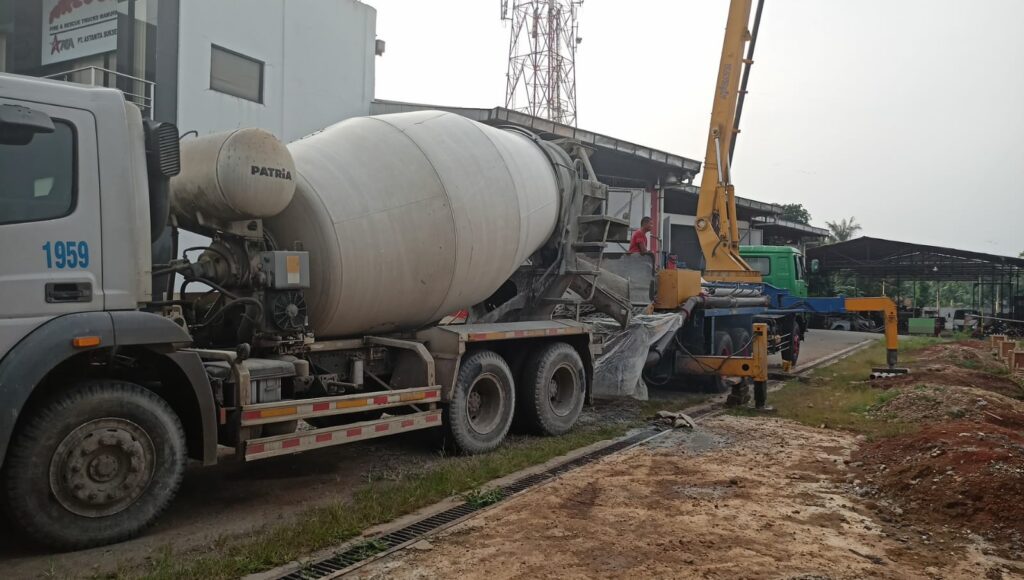 harga sewa pompa beton